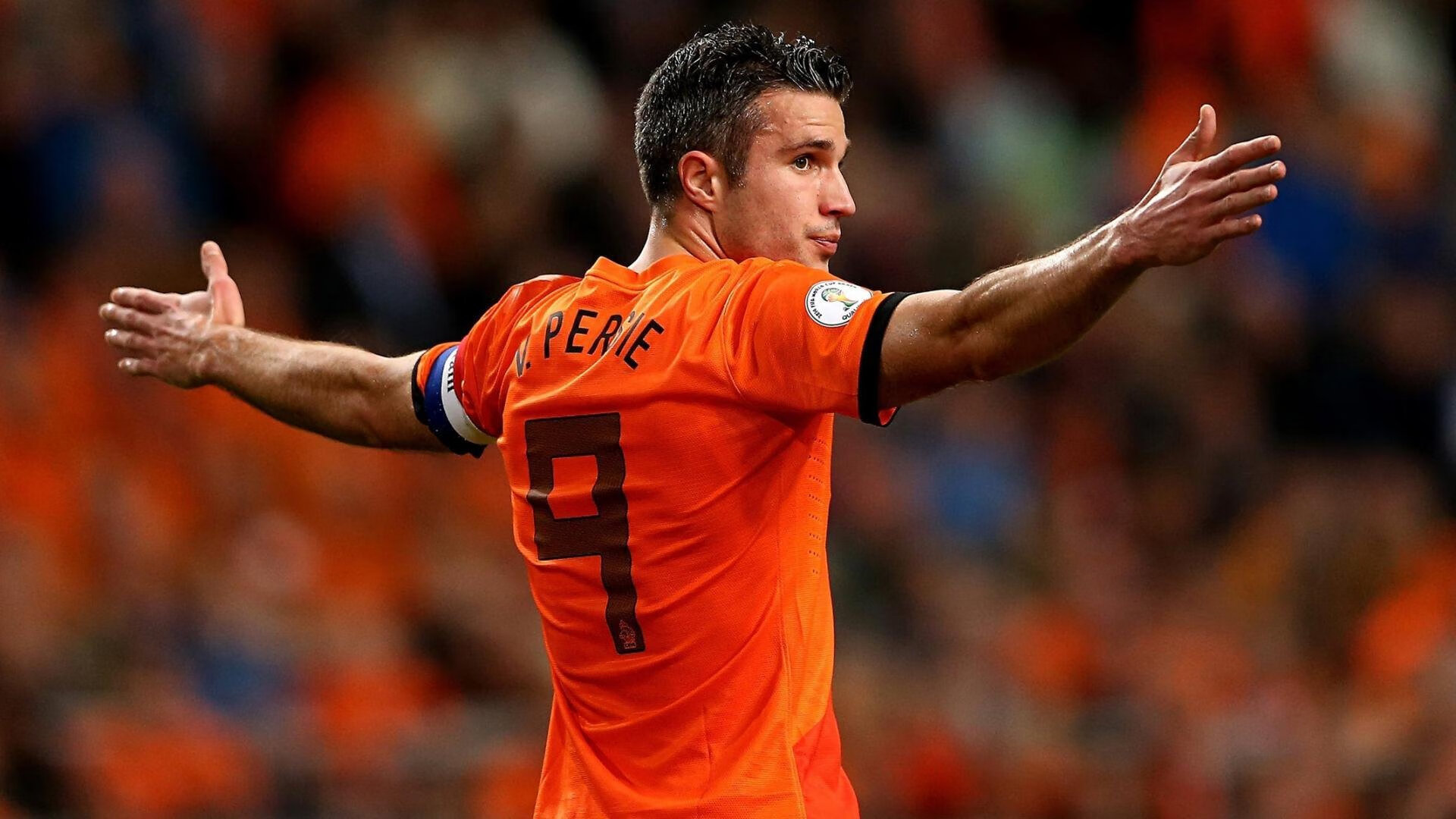 布里斯托城战术成熟，海港之队全力拼抢，港城和布里斯托